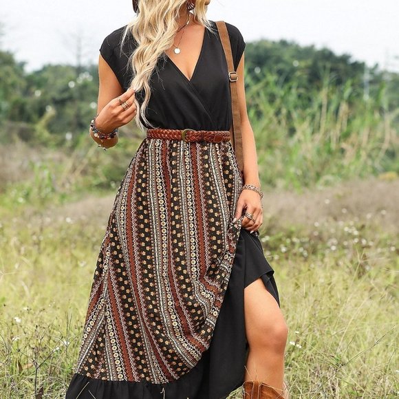 Boho Womens Floral & Geo Print Surplice Neck Ruffle Hem Dress - Picture 4 of 5